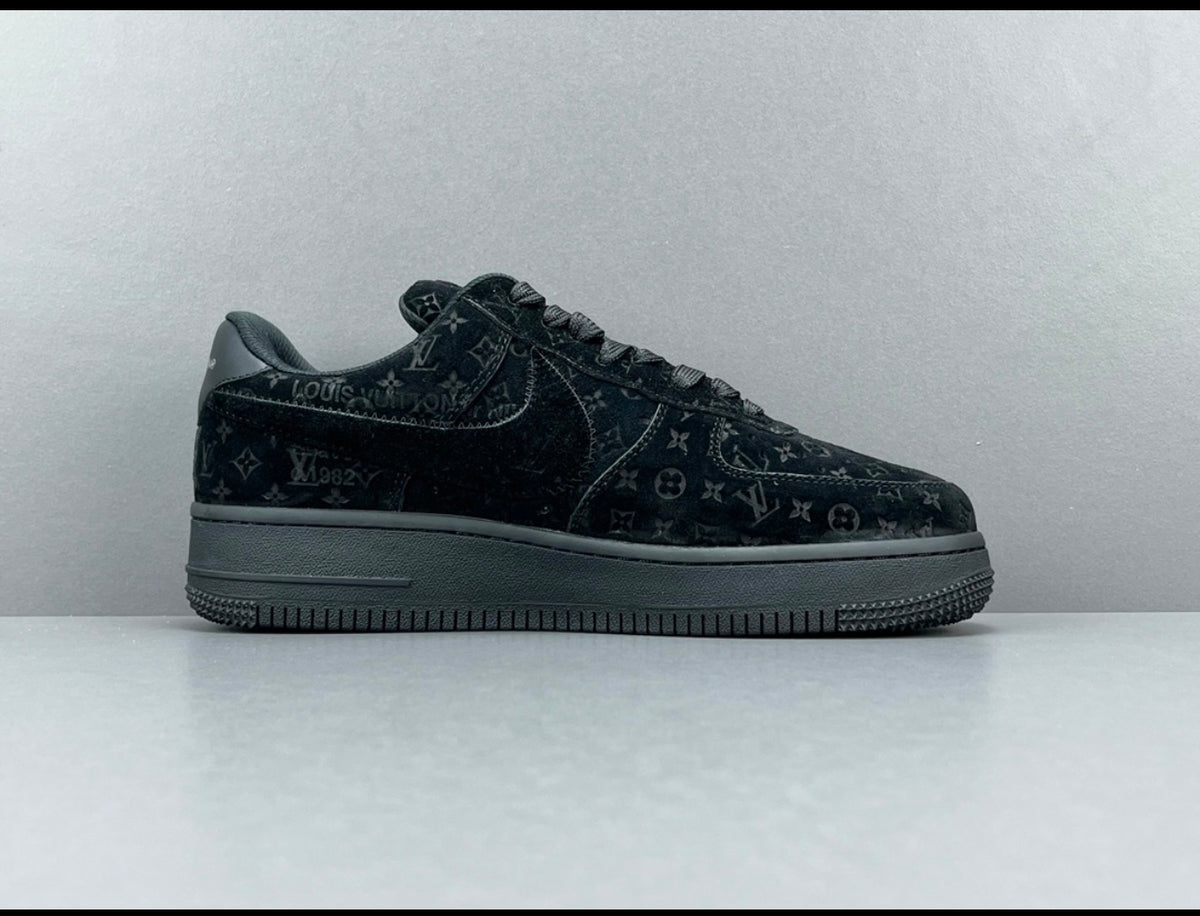 Louis Vuitton x Air Force 1 Low 'Triple Black' 2022