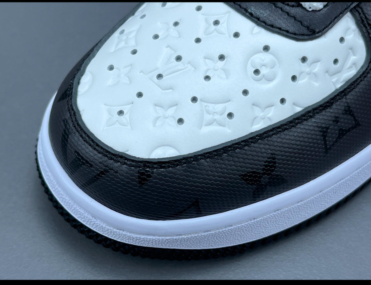 Louis Vuitton x Air Force 1 by Virgil Abloh ‘Black White’